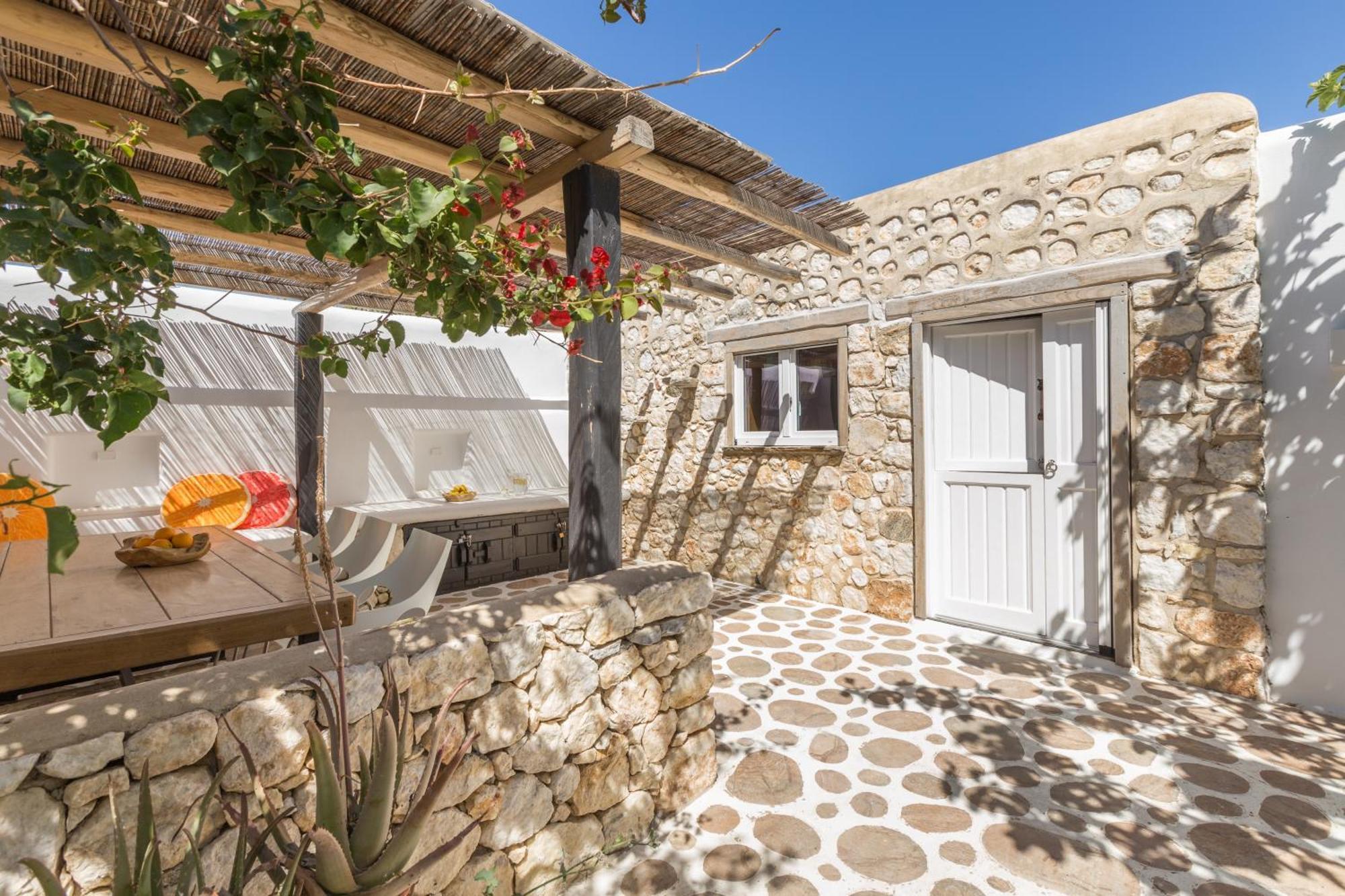 Kallos Villas & Suites Naxos City Стая снимка