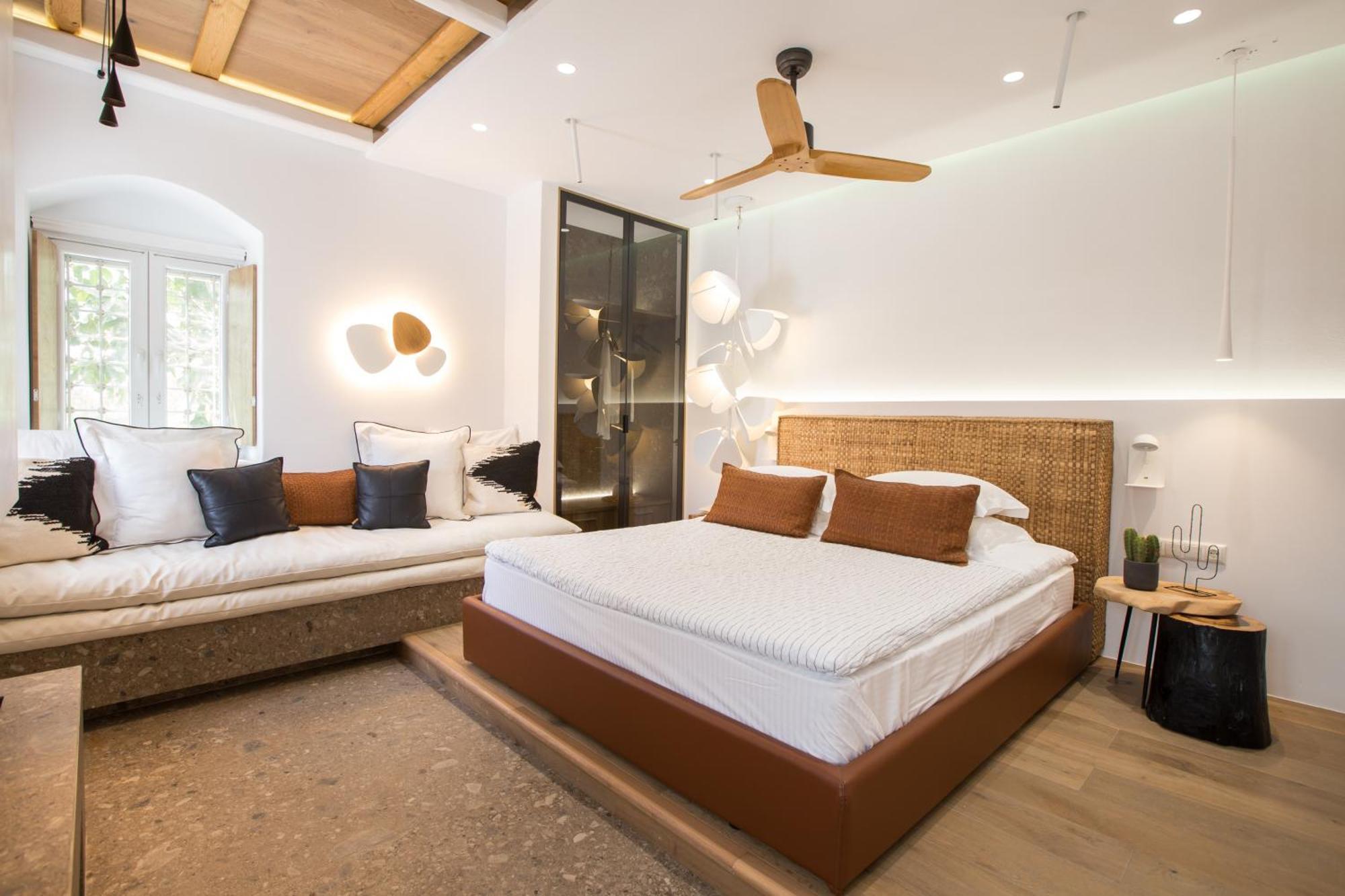 Kallos Villas & Suites Naxos City Стая снимка