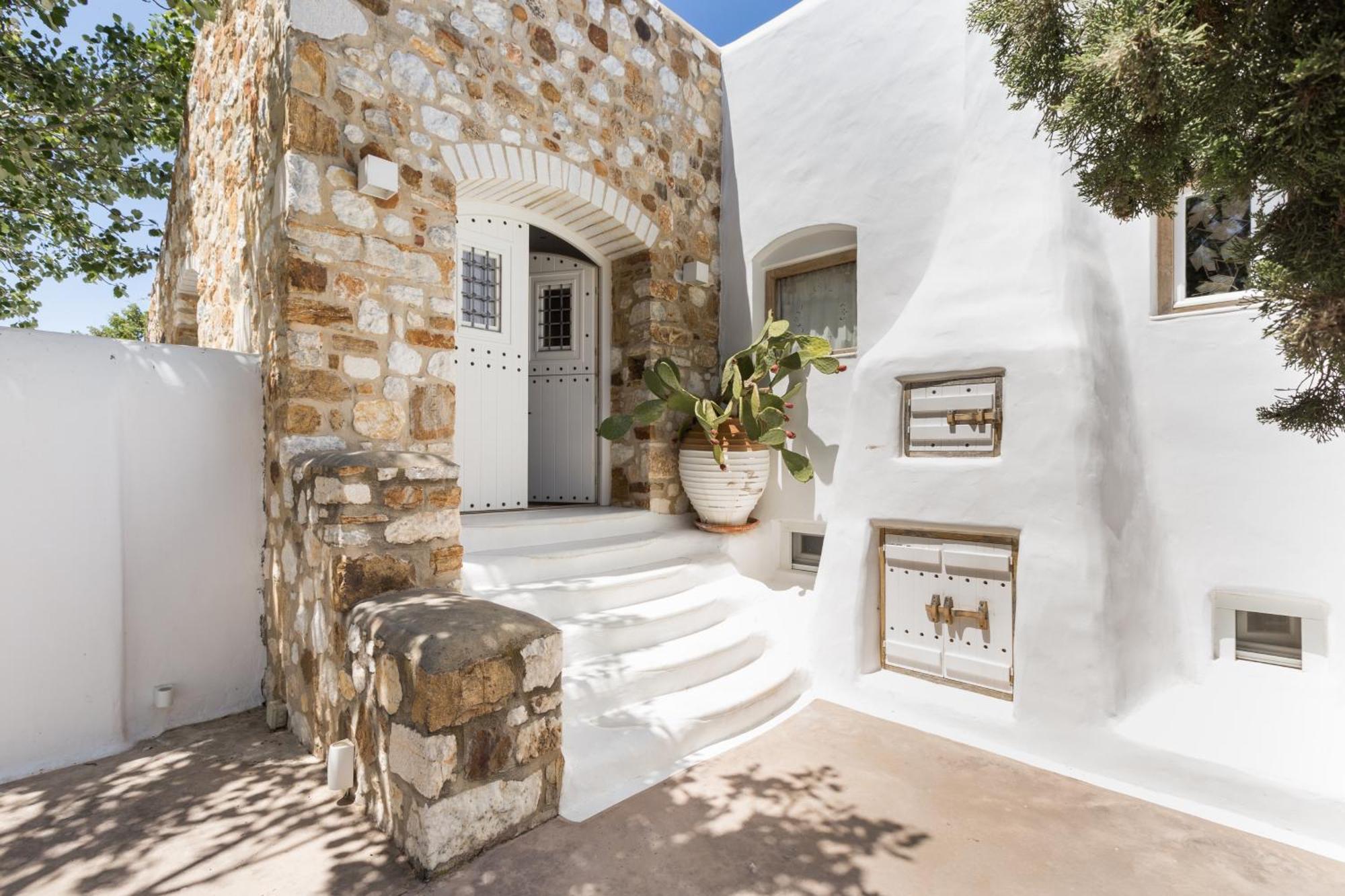 Kallos Villas & Suites Naxos City Екстериор снимка